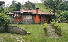 Chalé Mauá Conforto e Arte